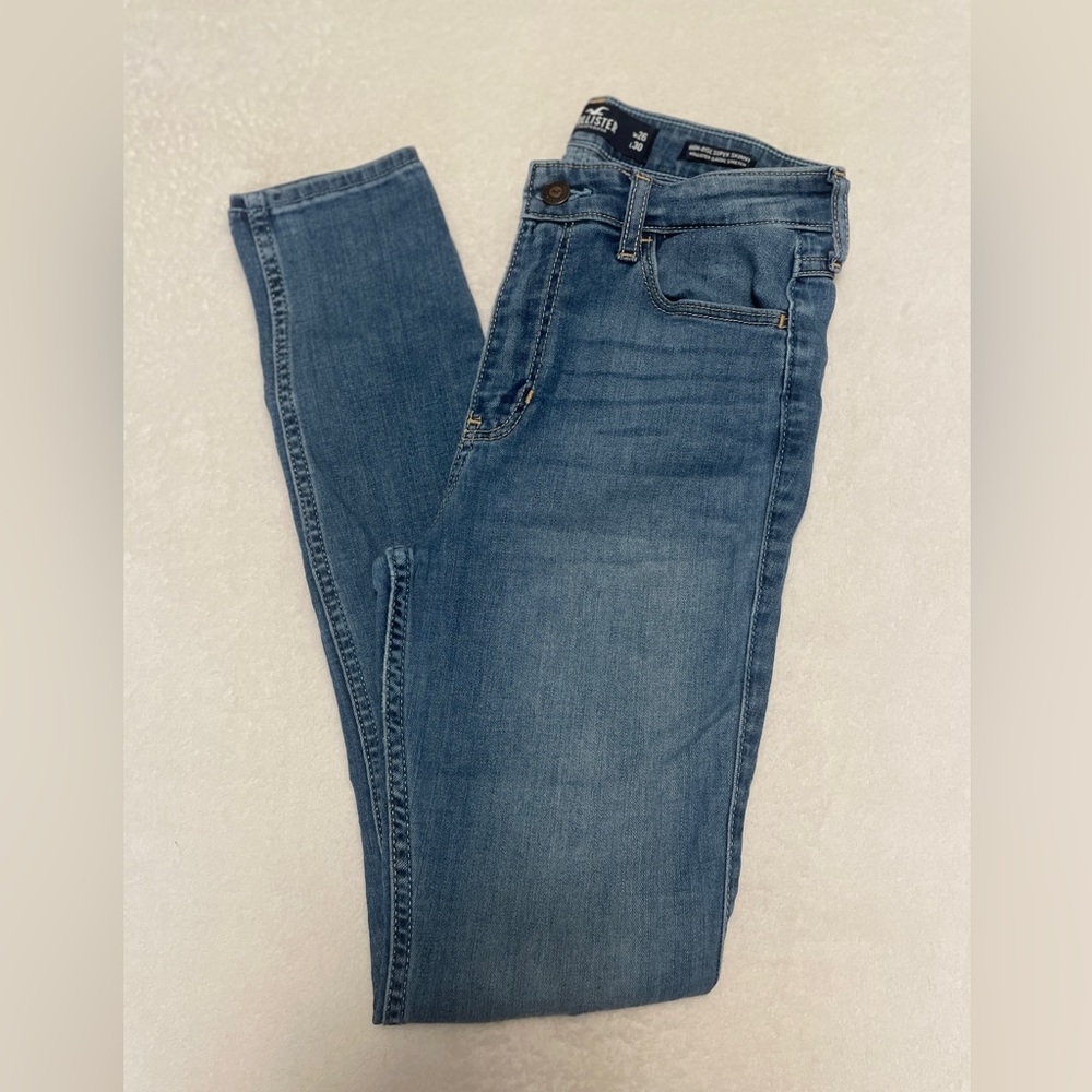 Hollister High-Rise Super Skinny Jeans Size 3R